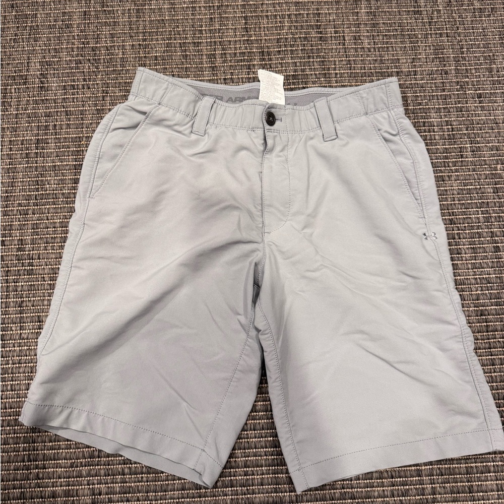 Under Armour Light Gray Men's Shorts